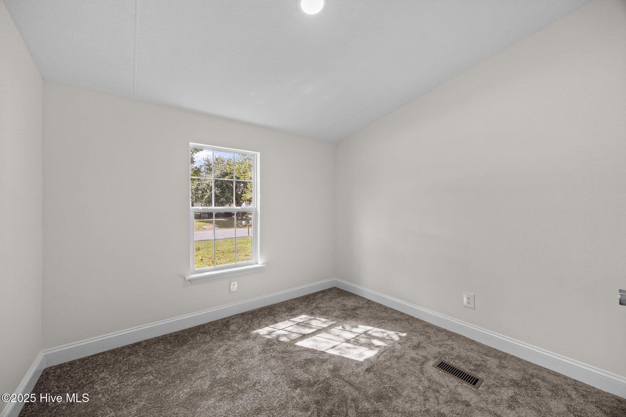 2502 State Drive Kinston, NC 28501 - Photo 30 of 52 42-web-or-mls-IMG_8483