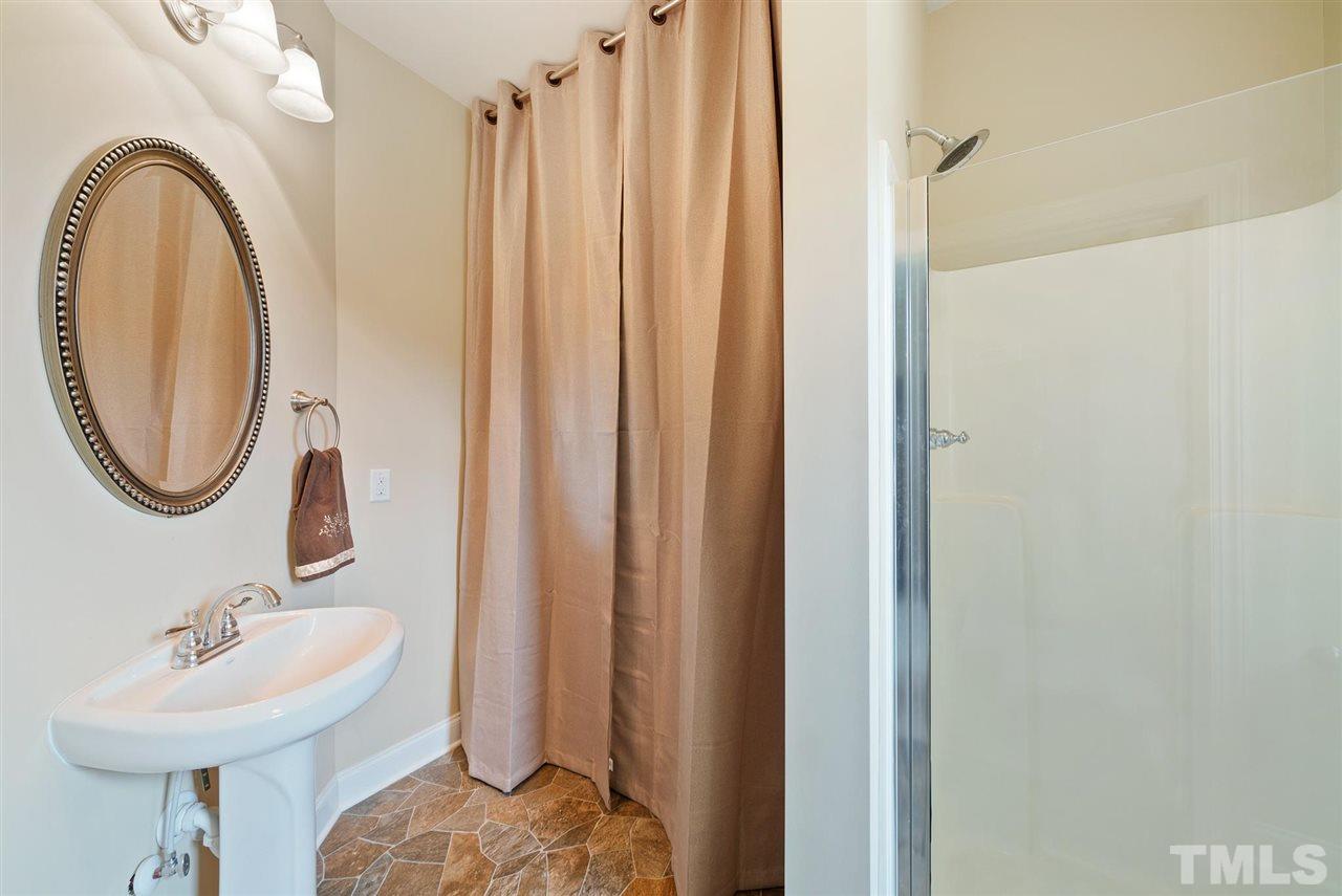 386 Old Murphy Road Zebulon, NC 27597 - Photo 21 of 28 Gallery Image 21