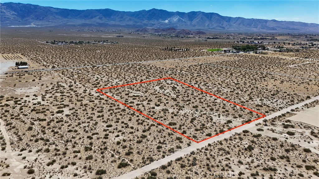 731 Sunset Road Lucerne Valley, CA 92356 - Photo 6 of 8 Red boundary lines on pictures are an estimate and for marketing purposes only. Buyer to verify all aspects of this property including, but not limited to utilities, assessments, boundaries, usage, access, and zoning to satisfy themselves.
