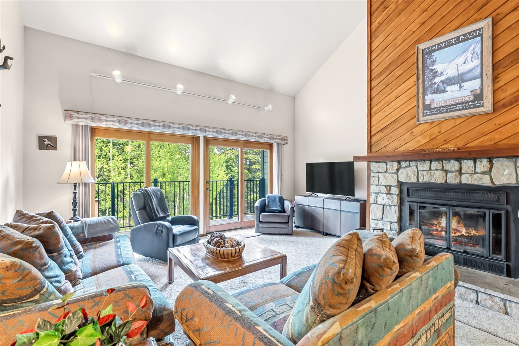 10500 Ryan Gulch Road, Unit J104 Silverthorne, CO 80498 - Photo 4 of 38