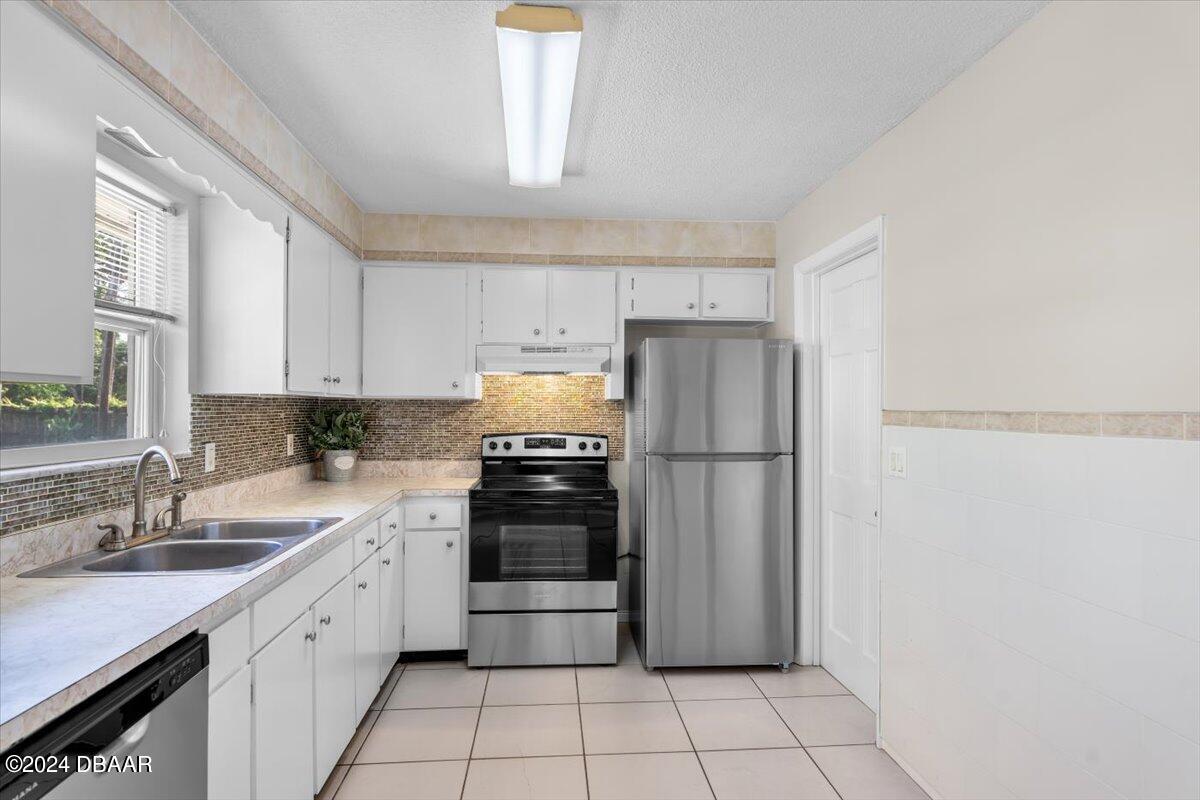 294 Farmbrook Road Port Orange, FL 32127 - Photo 11 of 64 37-294 Farmbrook (37 of 65)