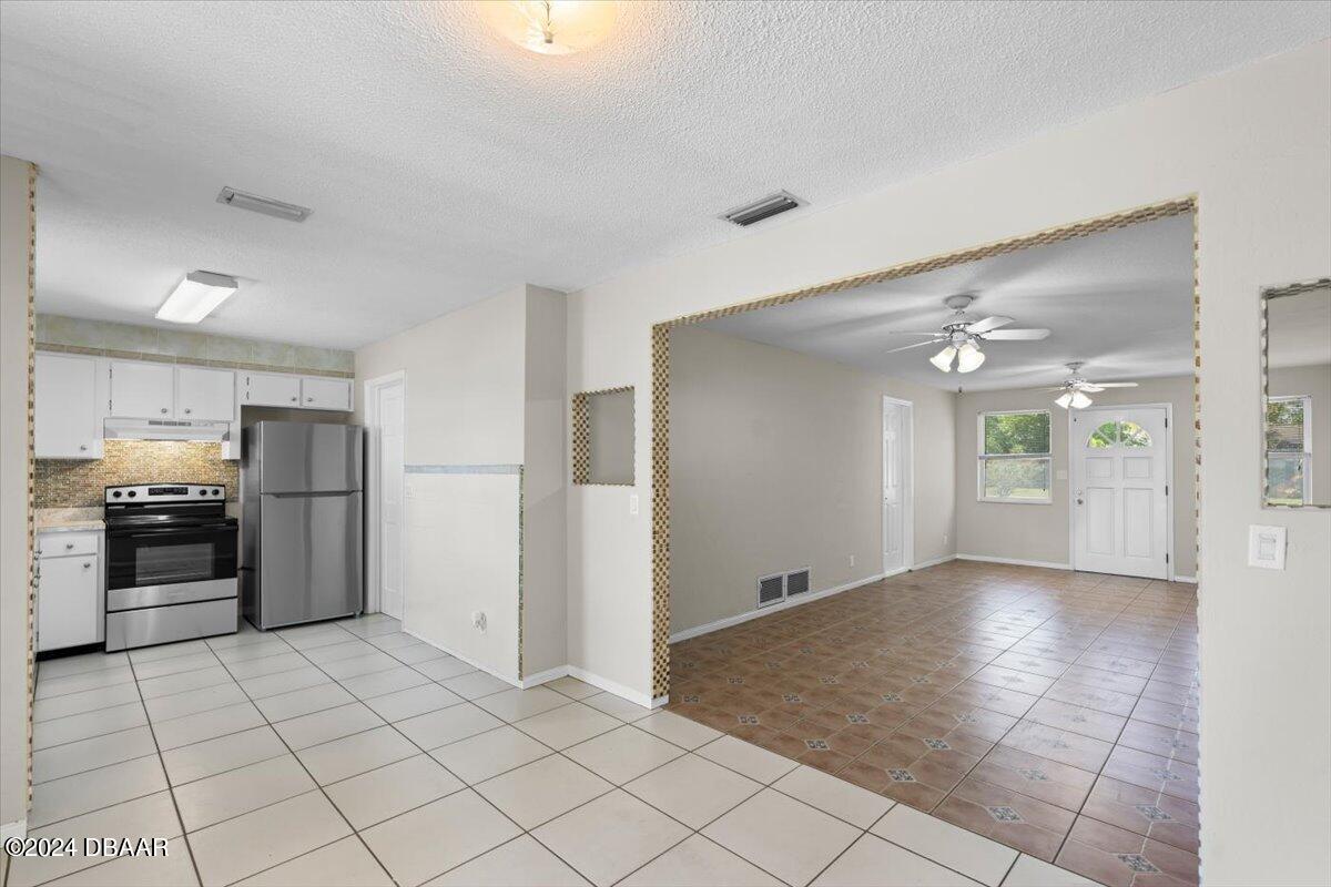 294 Farmbrook Road Port Orange, FL 32127 - Photo 15 of 64 40-294 Farmbrook (40 of 65)