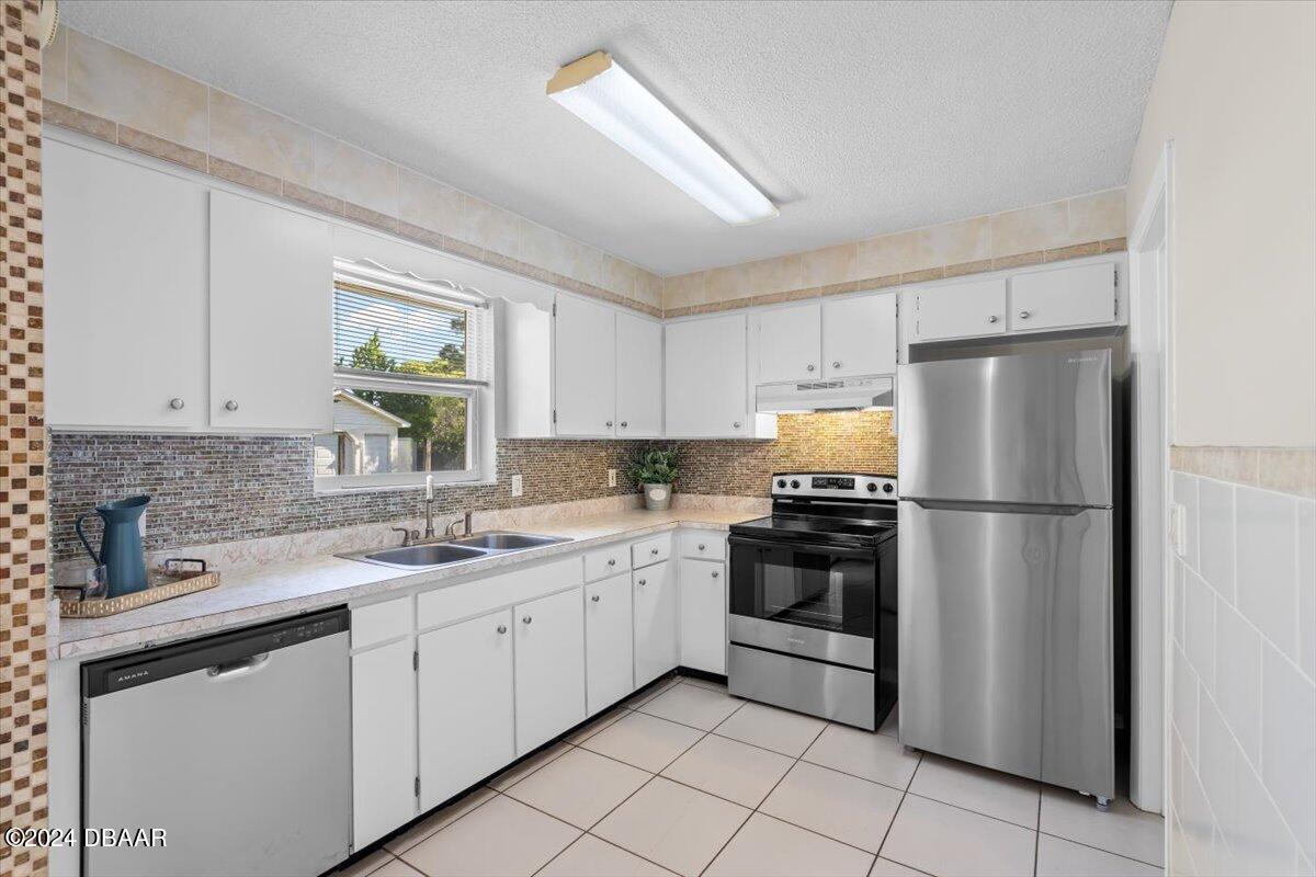 294 Farmbrook Road Port Orange, FL 32127 - Photo 5 of 64 36-294 Farmbrook (36 of 65)