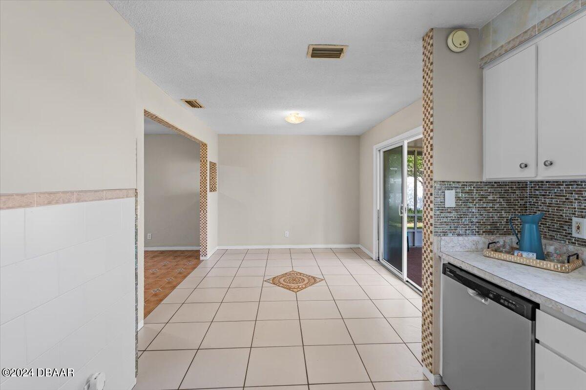 294 Farmbrook Road Port Orange, FL 32127 - Photo 7 of 64 58-294 Farmbrook (58 of 65)