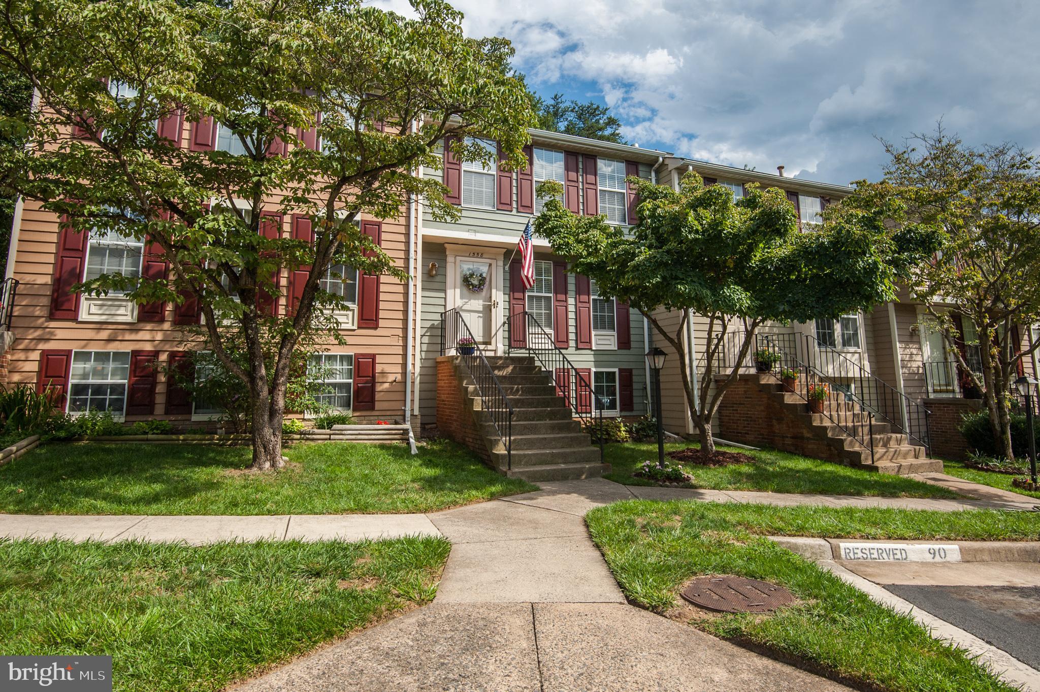 1558 Autumn Ridge Circle Reston, VA 20194 - Photo 5 of 46