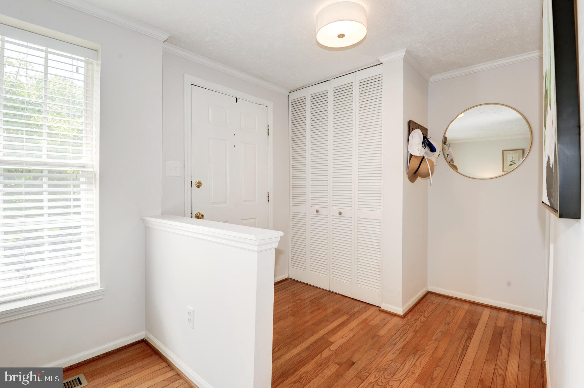 1558 Autumn Ridge Circle Reston, VA 20194 - Photo 6 of 46
