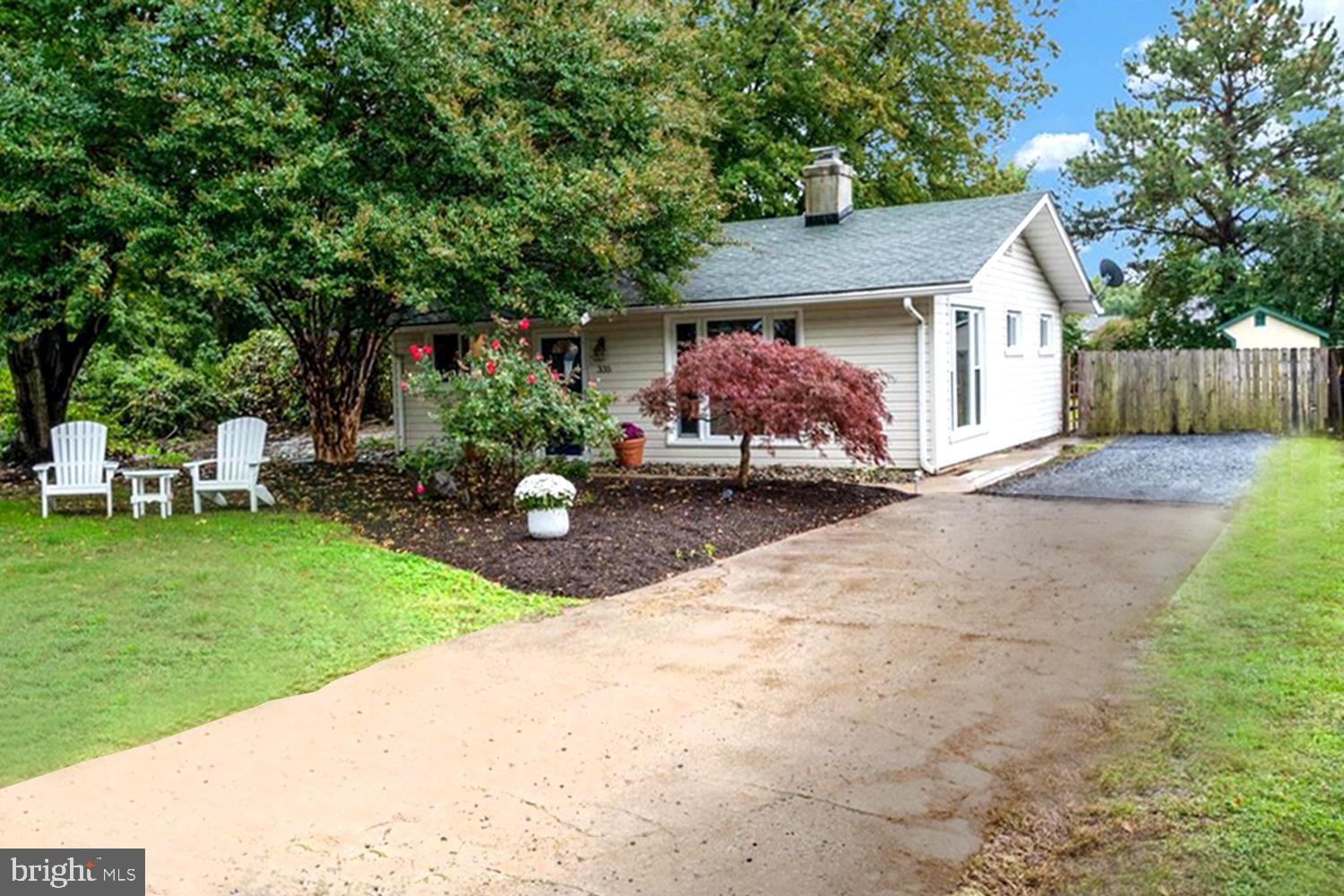 335 Tennessee Road Stevensville, MD 21666 - Photo 8 of 34 Multi-Vehicle Driveway . Space for RV/Boat Trailer