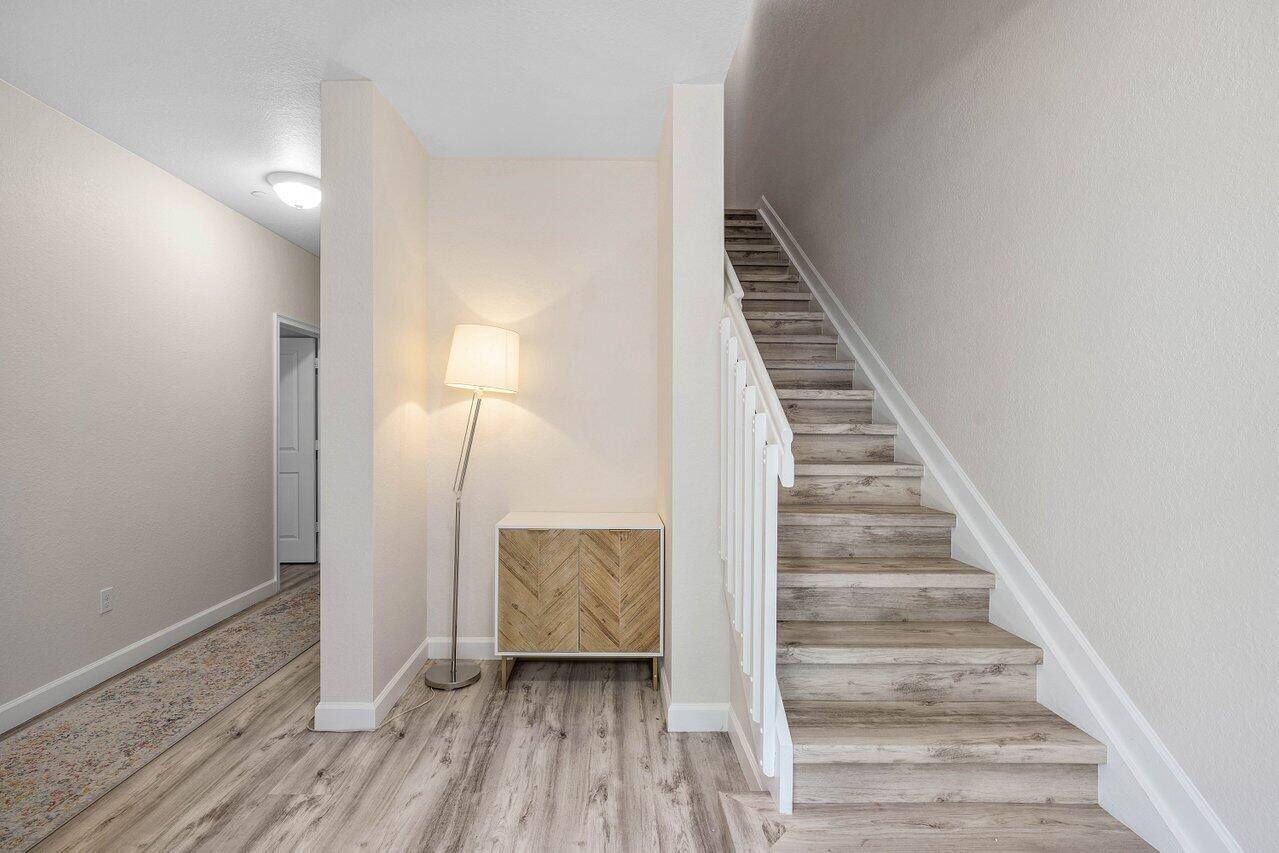 48 Northwest Hawthorne Place Boca Raton, FL 33432 - Photo 8 of 35 Entryway and Staircase