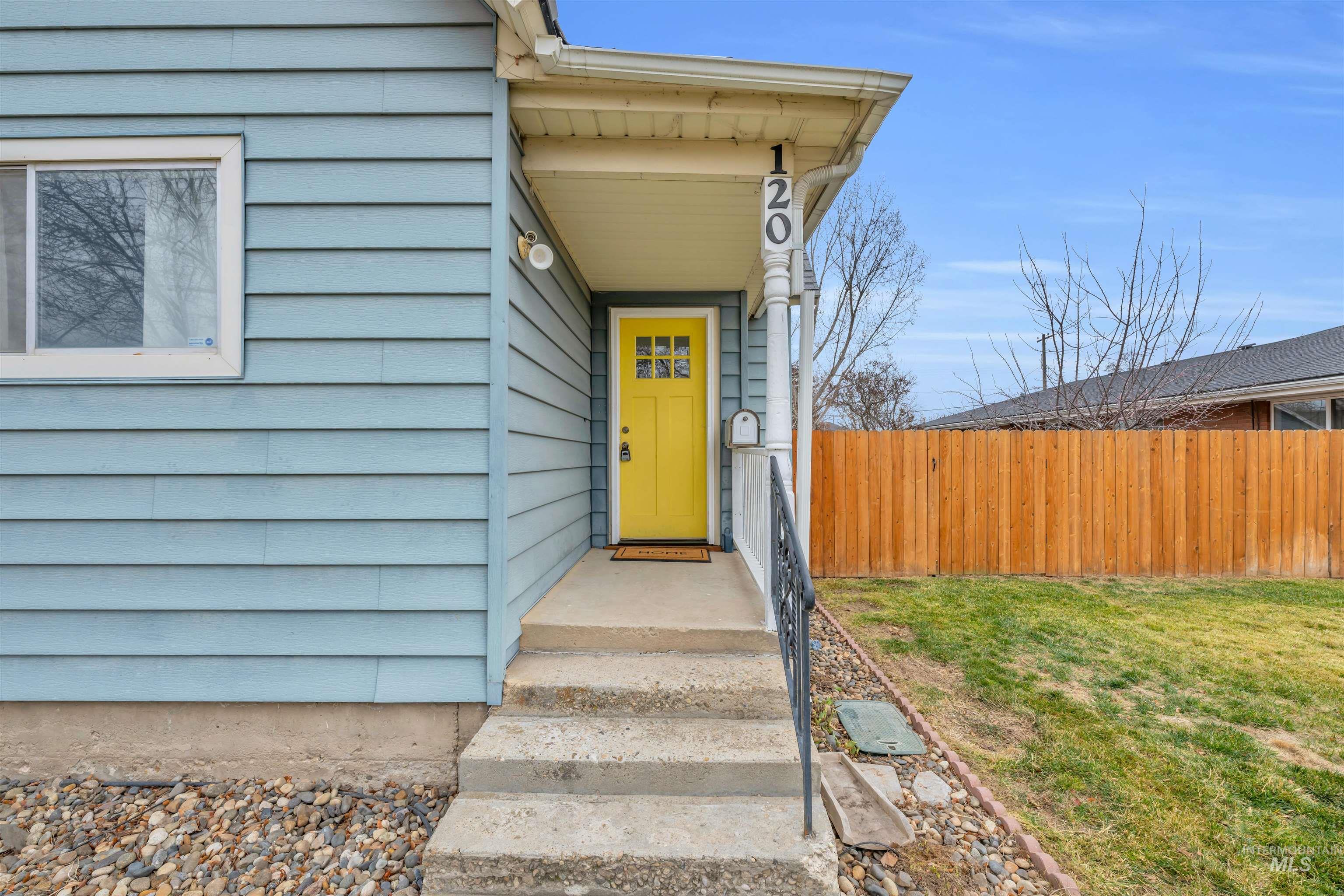 120 South Locust Street Nampa, ID 83686 - Photo 4 of 32 View of exterior entry