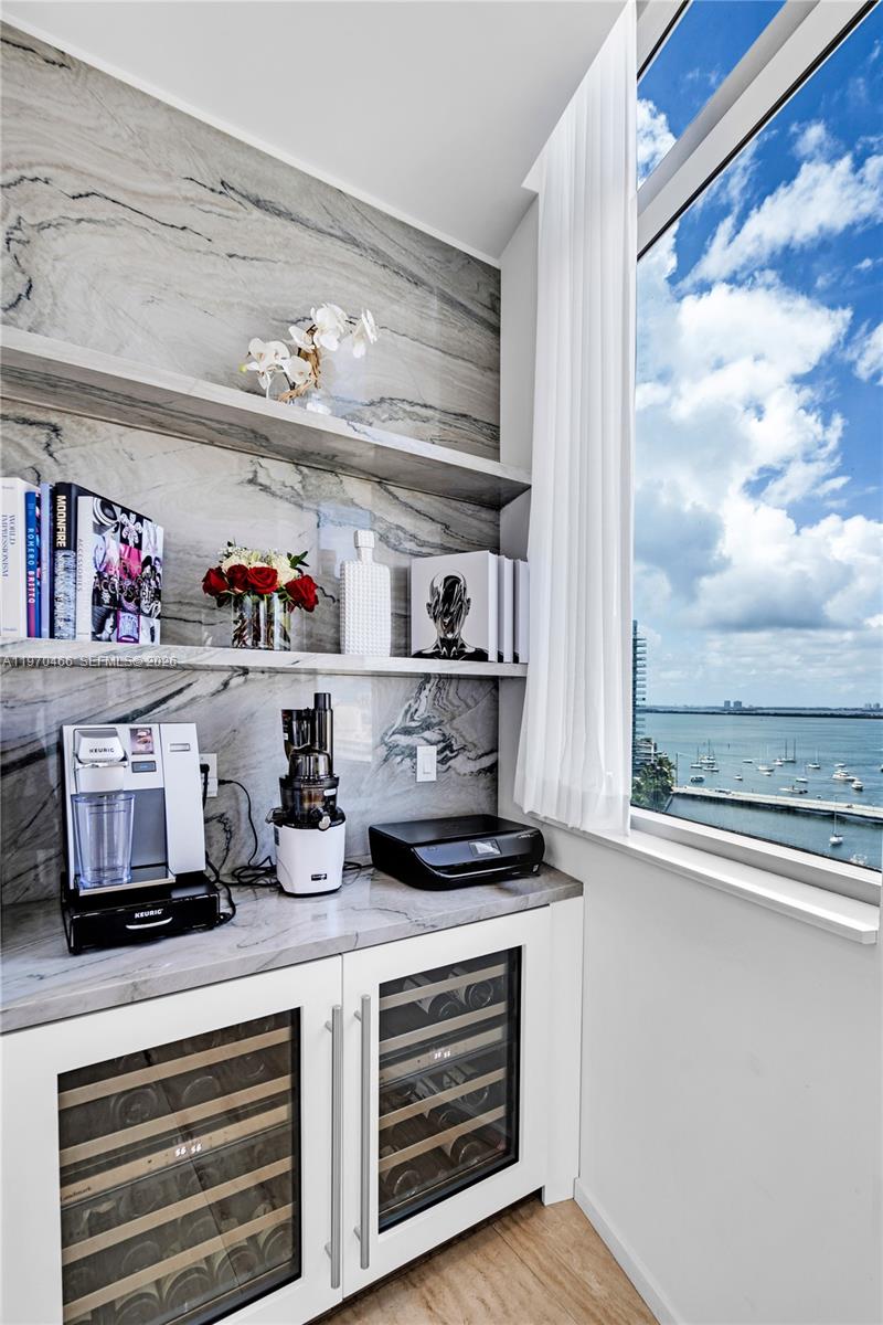 1445 16th Street, Unit PH4 Miami Beach, FL 33139 - Photo 11 of 51