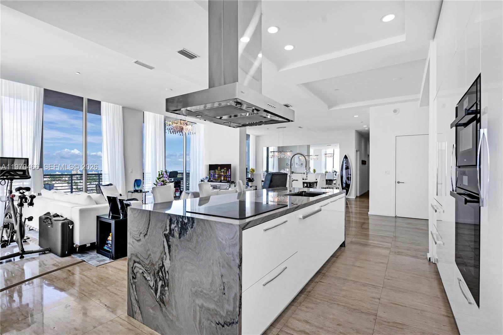 1445 16th Street, Unit PH4 Miami Beach, FL 33139 - Photo 10 of 51