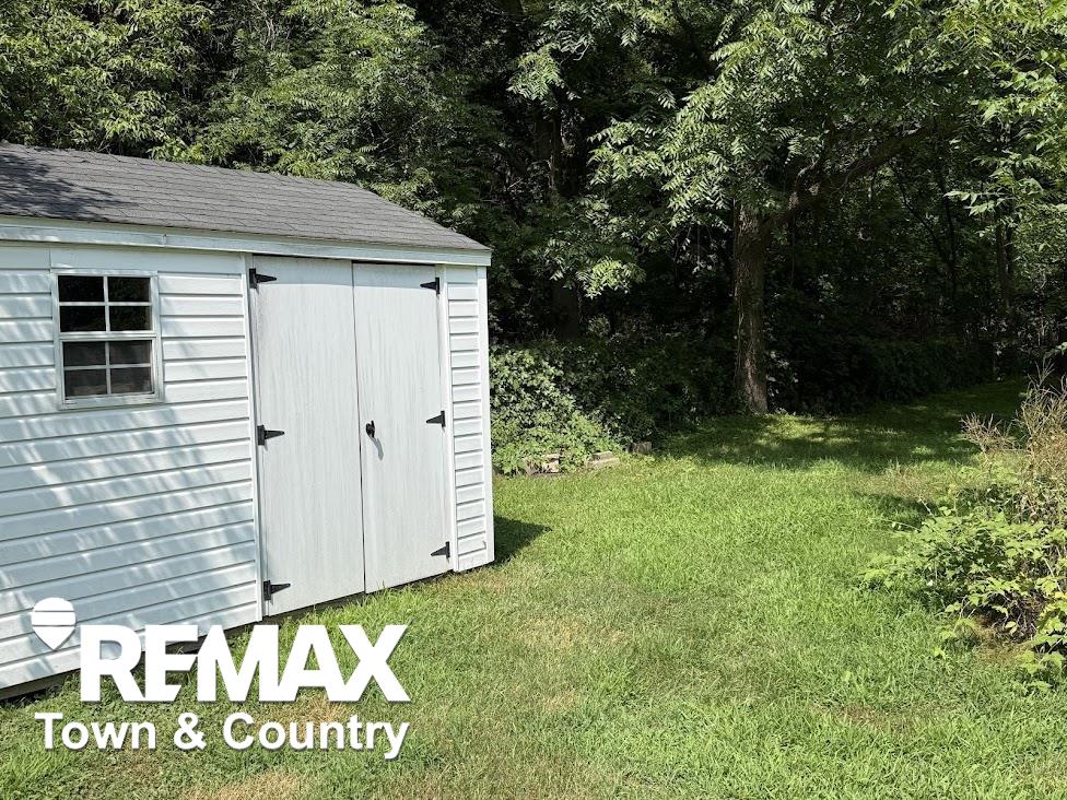 1458 West Wilson Road Clio, MI 48420 - Photo 8 of 37 50215836-4e862c42-d08a-4245-aa06-949362e426ed.JPG