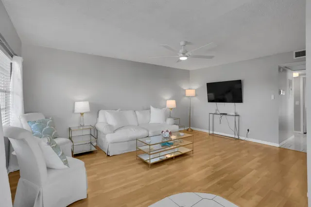 $127,500 | 336 Dorset H, Boca Raton, FL 33434