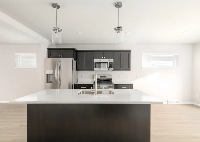 $444,900 | 7715 Starnova, Madison, WI 53719