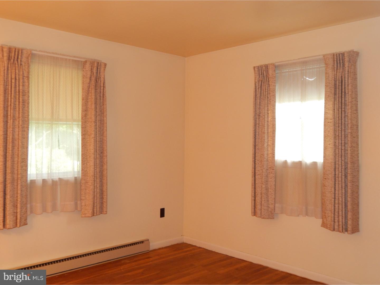 2559 Crownview Road Pottstown, PA 19464 - Photo 8 of 12 Gallery Image 8