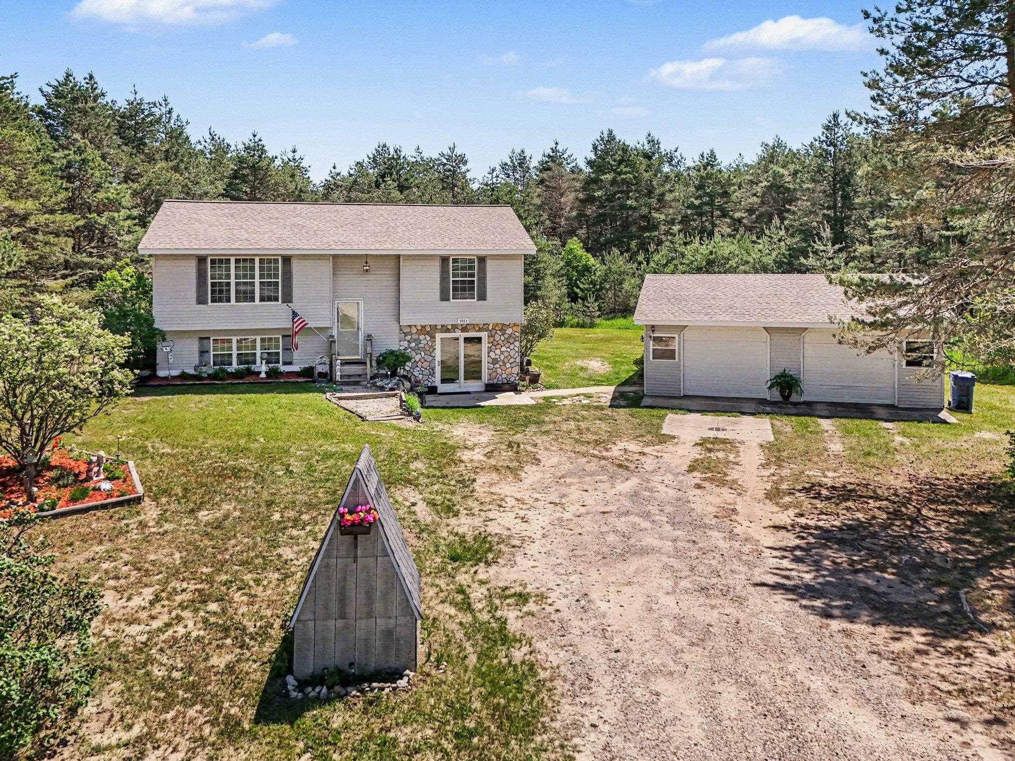 9933 Summit City Road Kingsley, MI 49649 - Photo 23 of 29