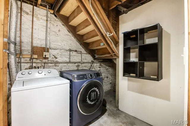 $185,000 | 8 Kircher Place, Belleville, IL 62220