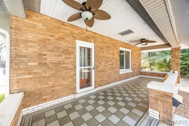 $185,000 | 8 Kircher Place, Belleville, IL 62220