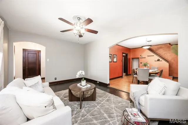 $185,000 | 8 Kircher Place, Belleville, IL 62220