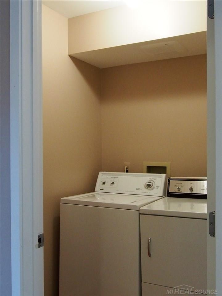 641 Ashley Circle East, Unit 139 Rochester, MI 48307 - Photo 15 of 26