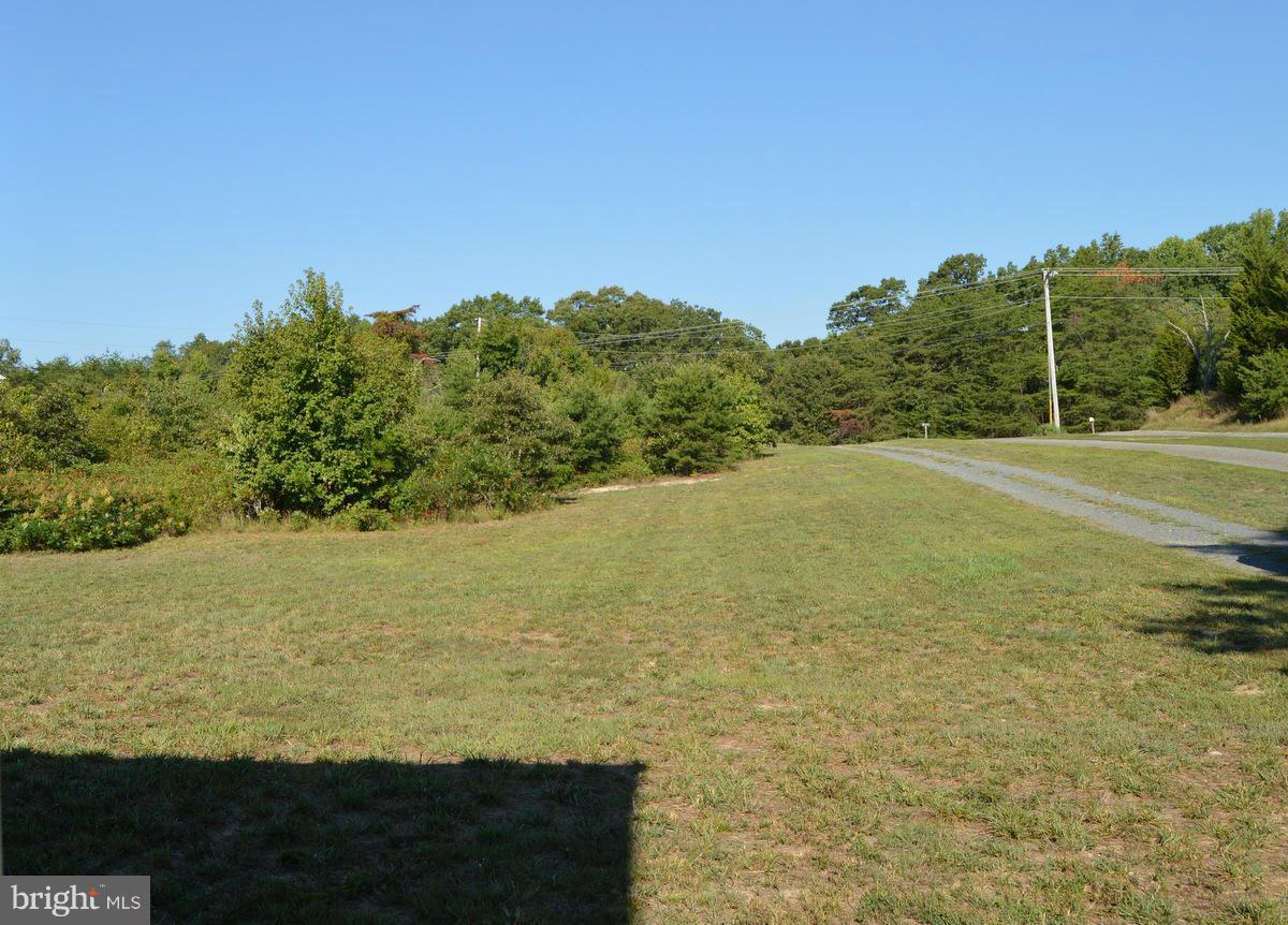 3907 Hunting Creek Road Huntingtown, MD 20639 - Photo 27 of 30 Exterior (Front)
