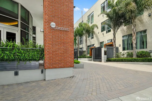 $879,000 | 200 Brannan Street, Unit 139, San Francisco, CA 94107