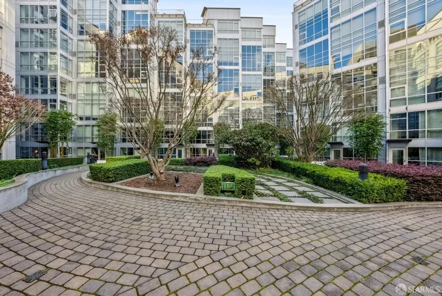 $879,000 | 200 Brannan Street, Unit 139, San Francisco, CA 94107