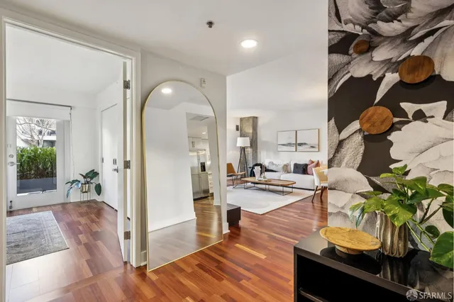 $879,000 | 200 Brannan Street, Unit 139, San Francisco, CA 94107
