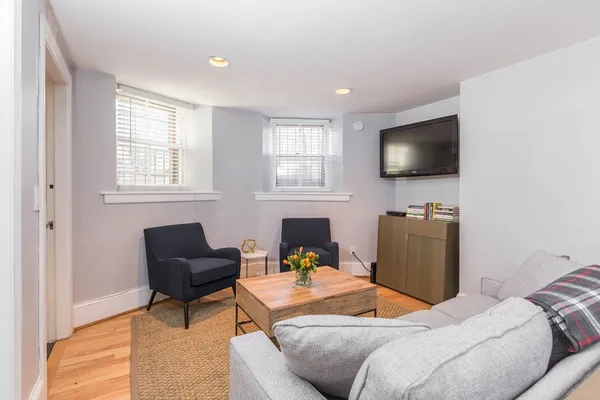 $2,250 | 431 Shawmut Avenue, Unit 1, Boston, MA 02118