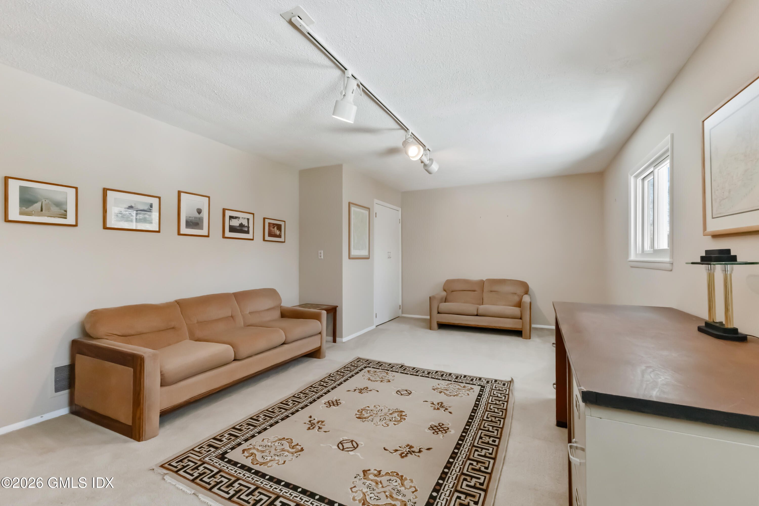 5 Old Wagon Road Stamford, CT 06903 - Photo 24 of 38 14