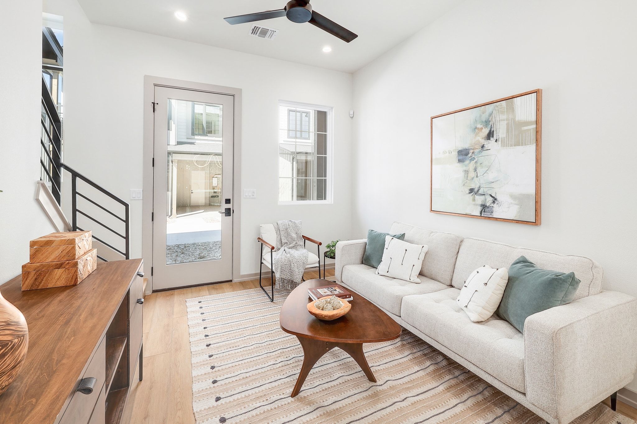 1732 Bunche Road, Unit BUILDING 1 Austin, TX 78721 - Photo 3 of 22