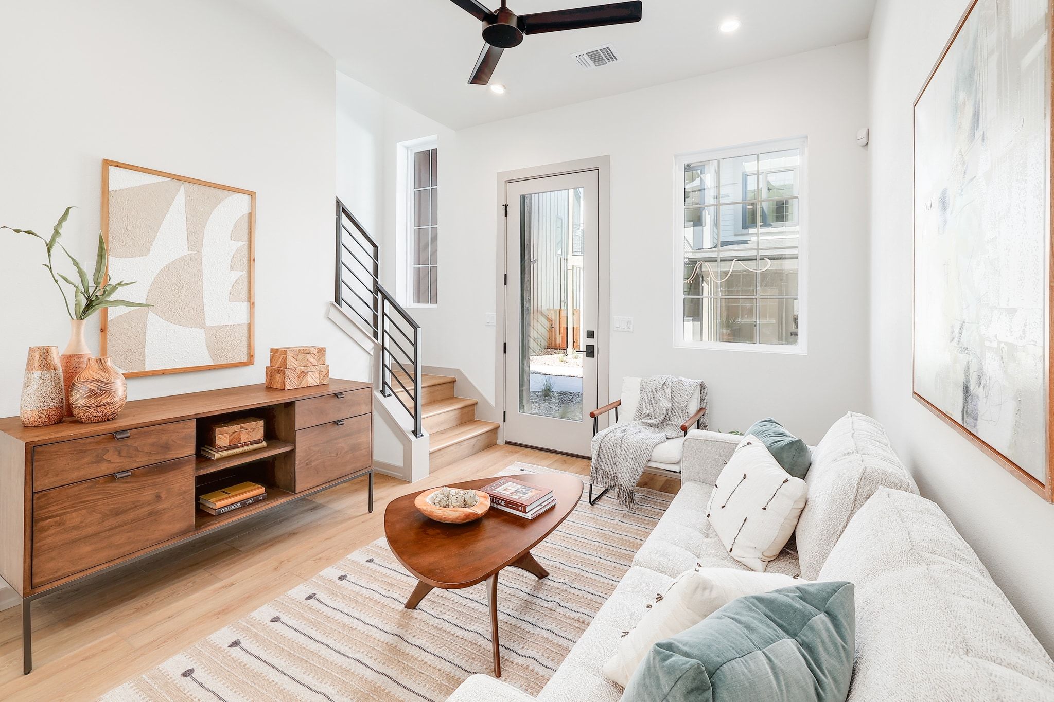 1732 Bunche Road, Unit BUILDING 1 Austin, TX 78721 - Photo 5 of 22