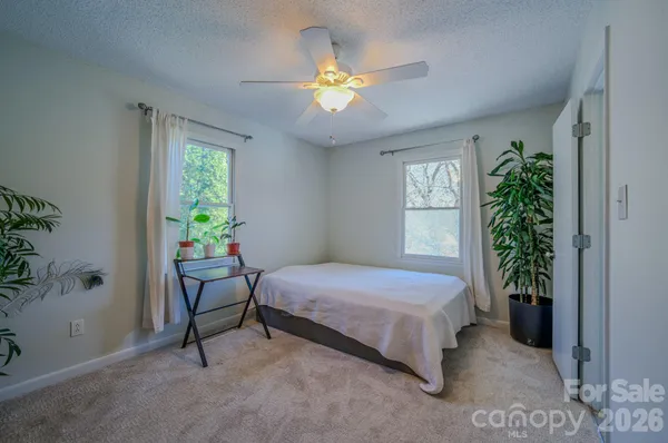 $737,000 | 3 Taproot Trail, Barnardsville, NC 28709