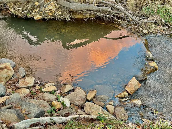 $737,000 | 3 Taproot Trail, Barnardsville, NC 28709