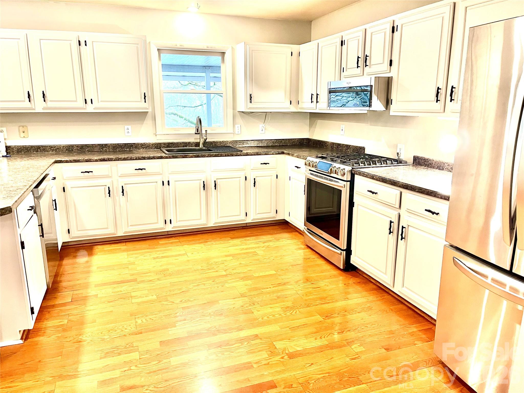 3 Taproot Trail Barnardsville, NC 28709 - Photo 4 of 29