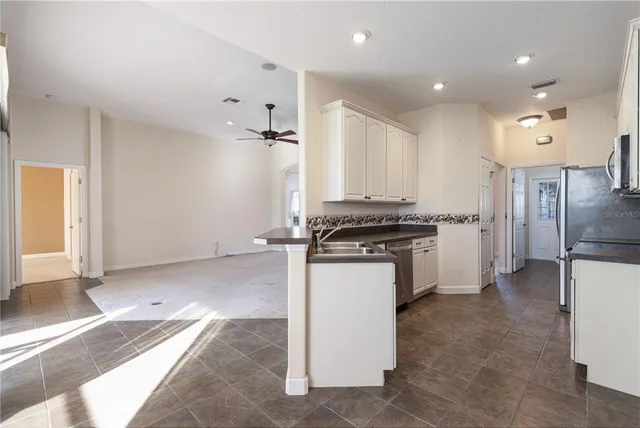 $529,000 | 3804 Bayshore Circle, Tavares, FL 32778