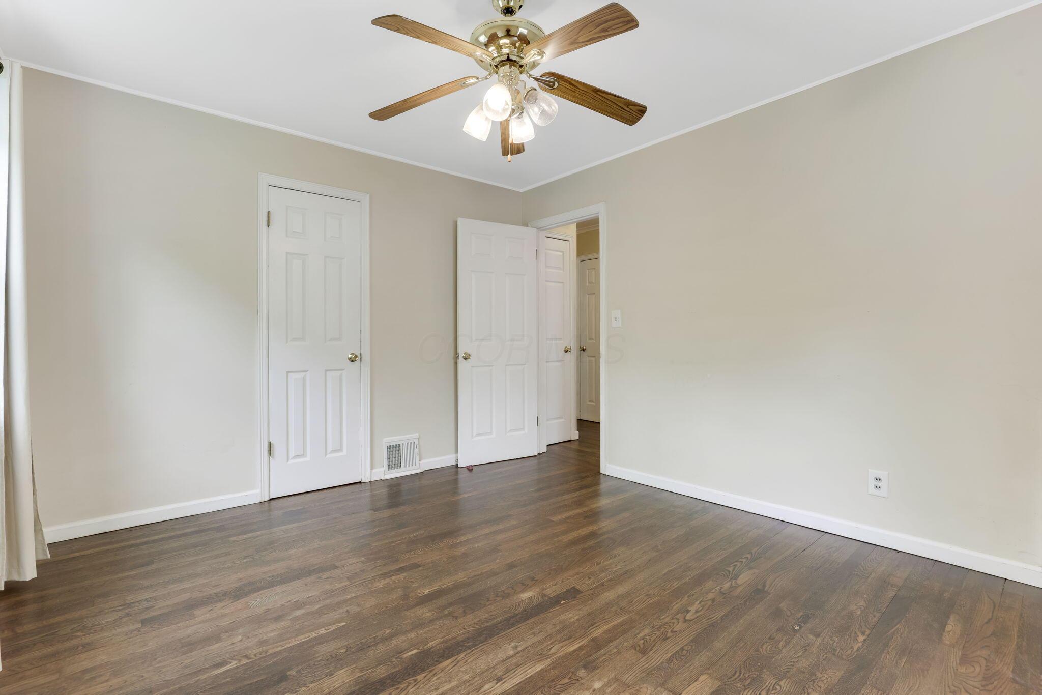 2734 Wellesley Road Columbus, OH 43209 - Photo 20 of 42
