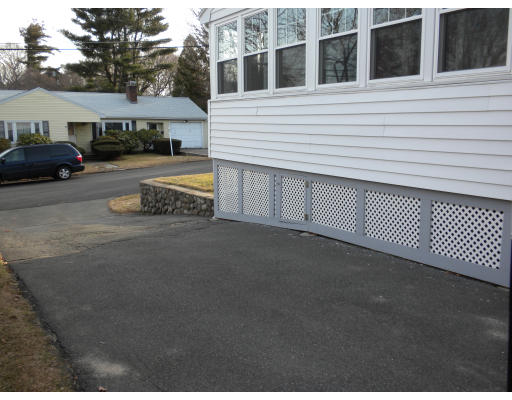 38 Sheehan Road Lynn, MA 01904 - Photo 20 of 22 Gallery Image 20