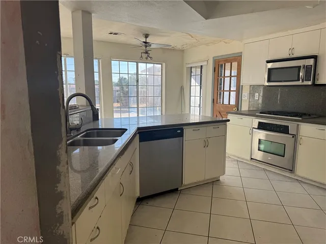 $399,000 | 20635 Tonawanda Road, Apple Valley, CA 92307