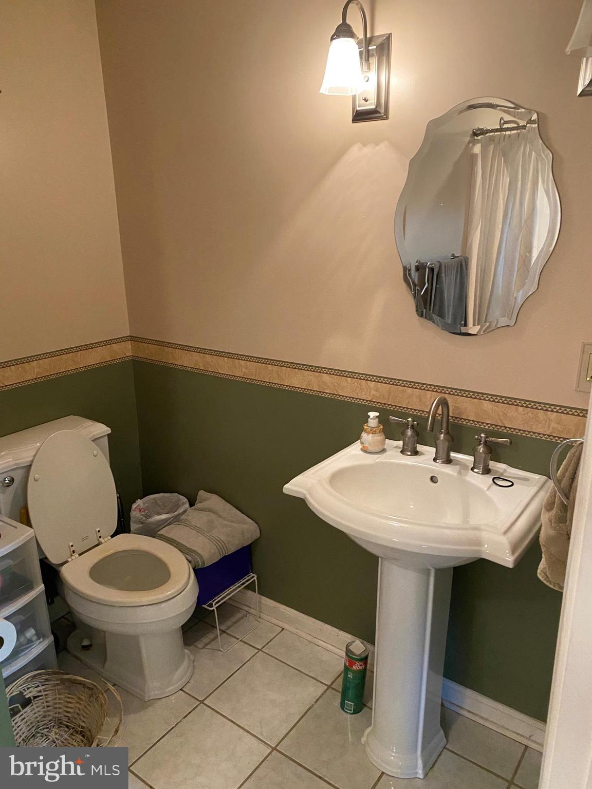2028 Putnam Road Baltimore, MD 21227 - Photo 28 of 31 Basement Full Bathroom
