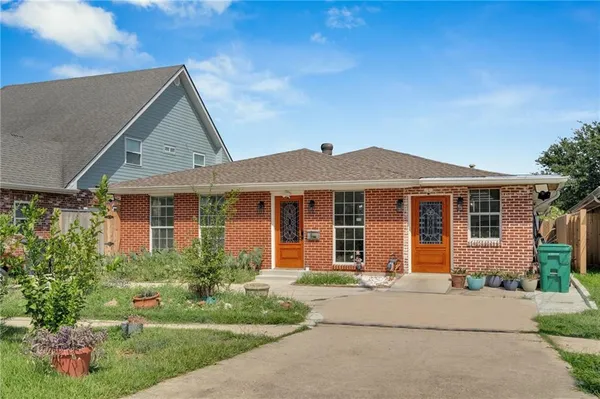 $407,000 | 4429 Lake Villa Drive, Metairie, LA 70002
