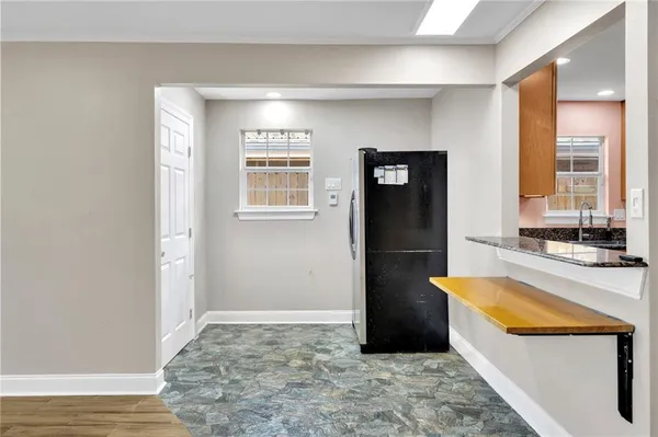 $407,000 | 4429 Lake Villa Drive, Metairie, LA 70002