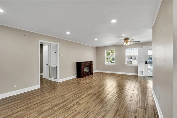 $407,000 | 4429 Lake Villa Drive, Metairie, LA 70002