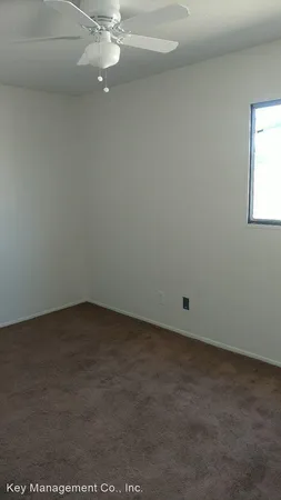 $1,695 | 5733 West Beck Lane, Glendale, AZ 85306