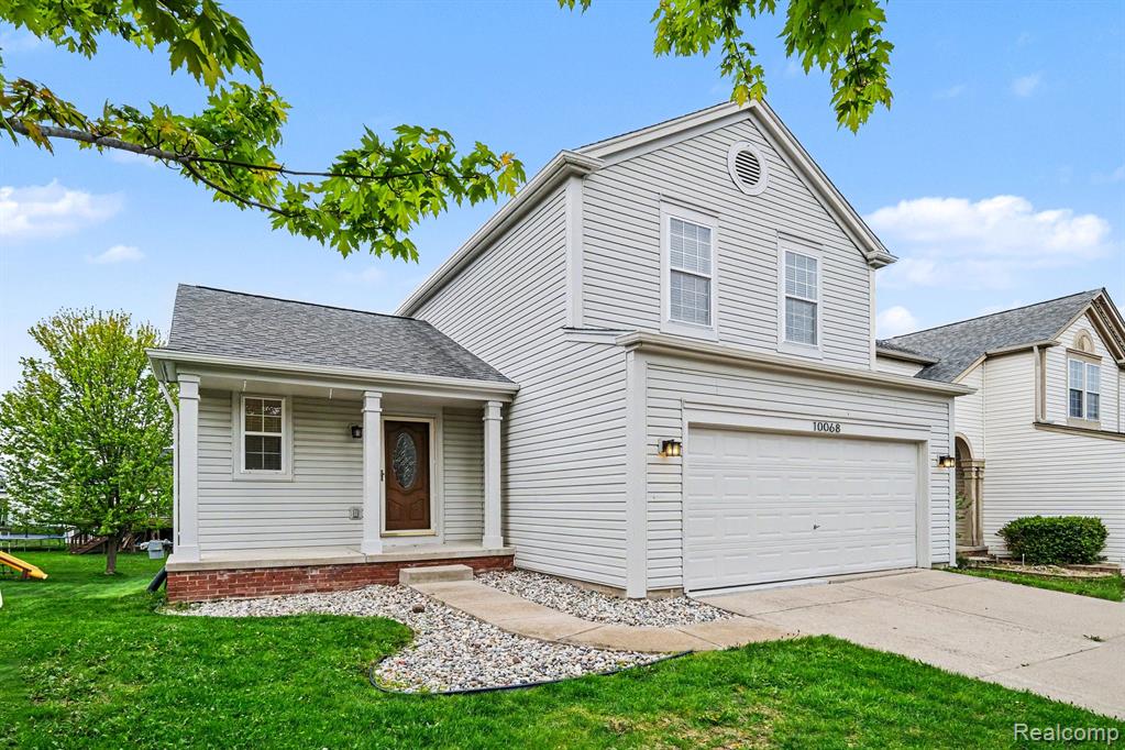 10068 Scenic Ridge Boulevard Holly, MI 48442 - Photo 3 of 28