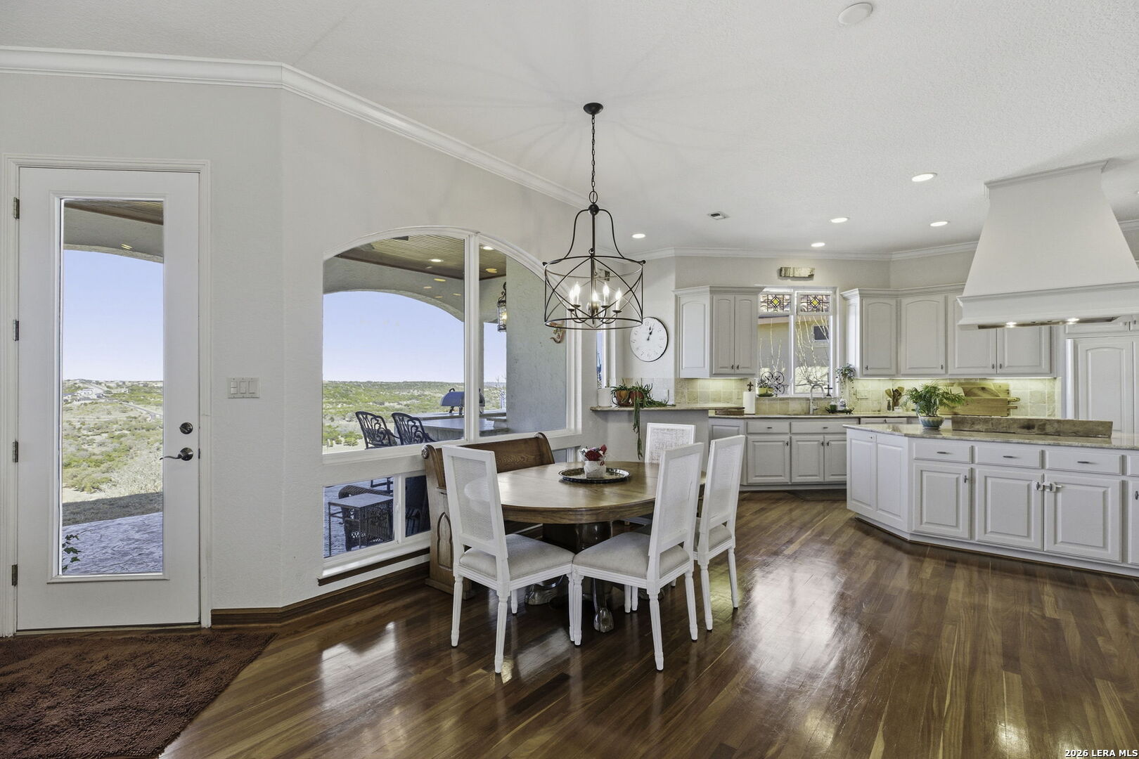 436 Paradise Point Drive Boerne, TX 78006 - Photo 11 of 49