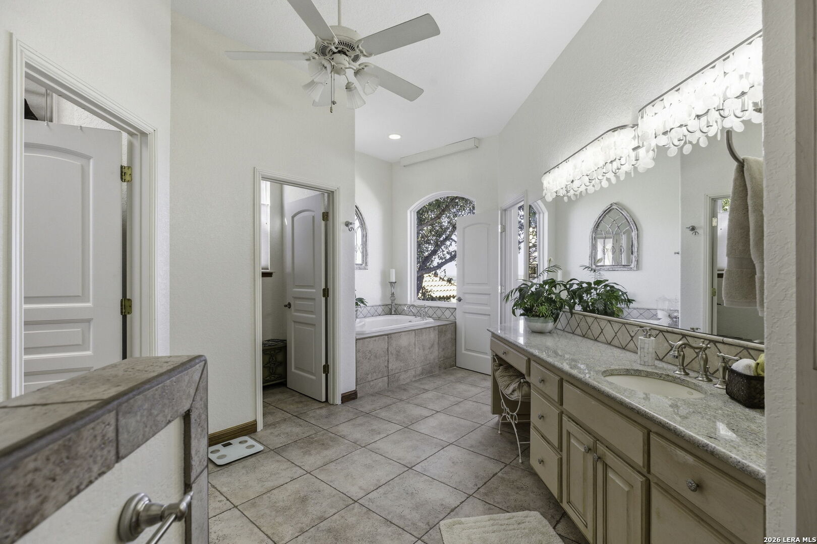 436 Paradise Point Drive Boerne, TX 78006 - Photo 22 of 49