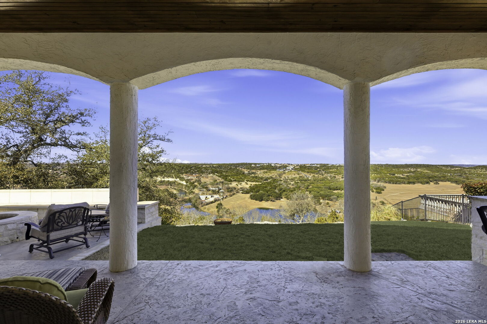 436 Paradise Point Drive Boerne, TX 78006 - Photo 33 of 49