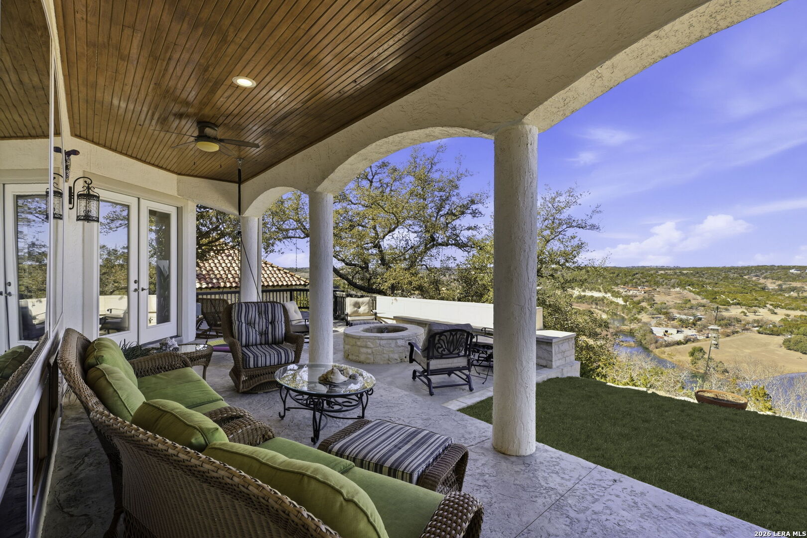 436 Paradise Point Drive Boerne, TX 78006 - Photo 37 of 49