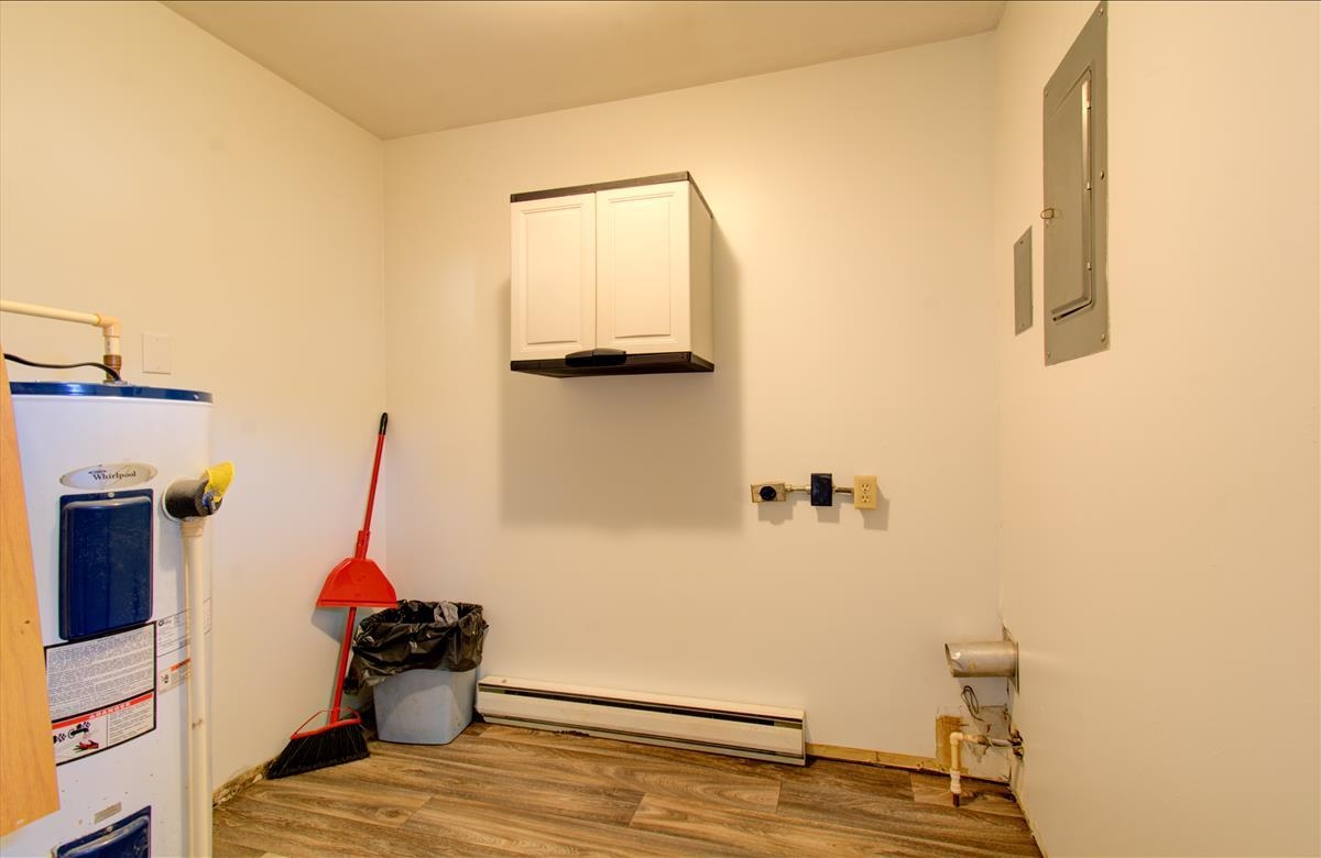 1836 Hastings Road Springfield, IL 62702 - Photo 17 of 21 Gallery Image 17